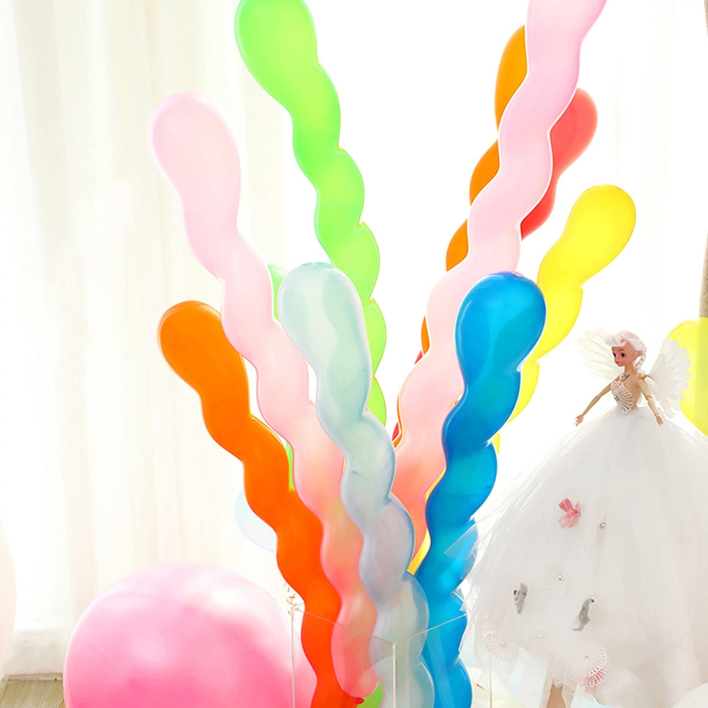 100 Pcs Count 40 Inches Latex Spiral Long Balloons